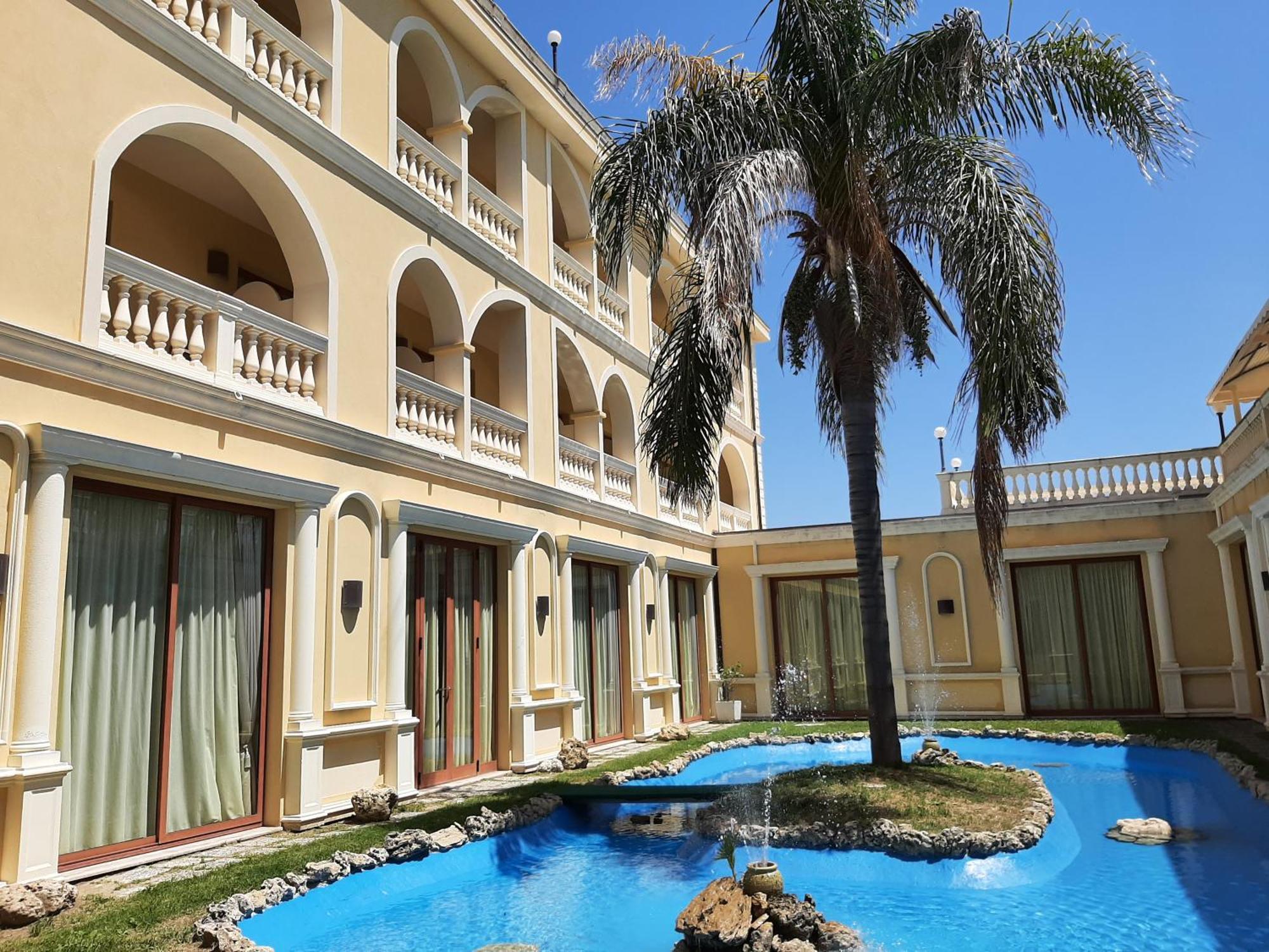 Parco Dei Principi Hotel Roccella Ionica Exterior photo
